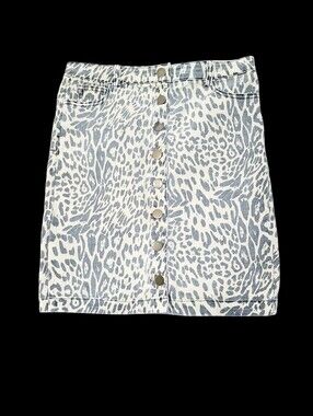 2/$20 Naughty Girl Leopard Pattern Denim Buttons Skirt Size: M